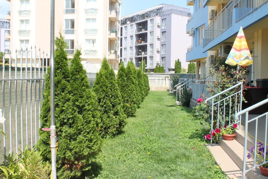 Aqua Blue Apartments Slantschew brjag Exterior foto